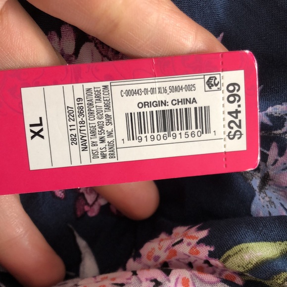 Dress - Picture 3 of 3